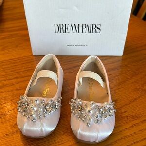Dream Pairs Heavily Jeweled Size 4 Toddler Dress Shoes